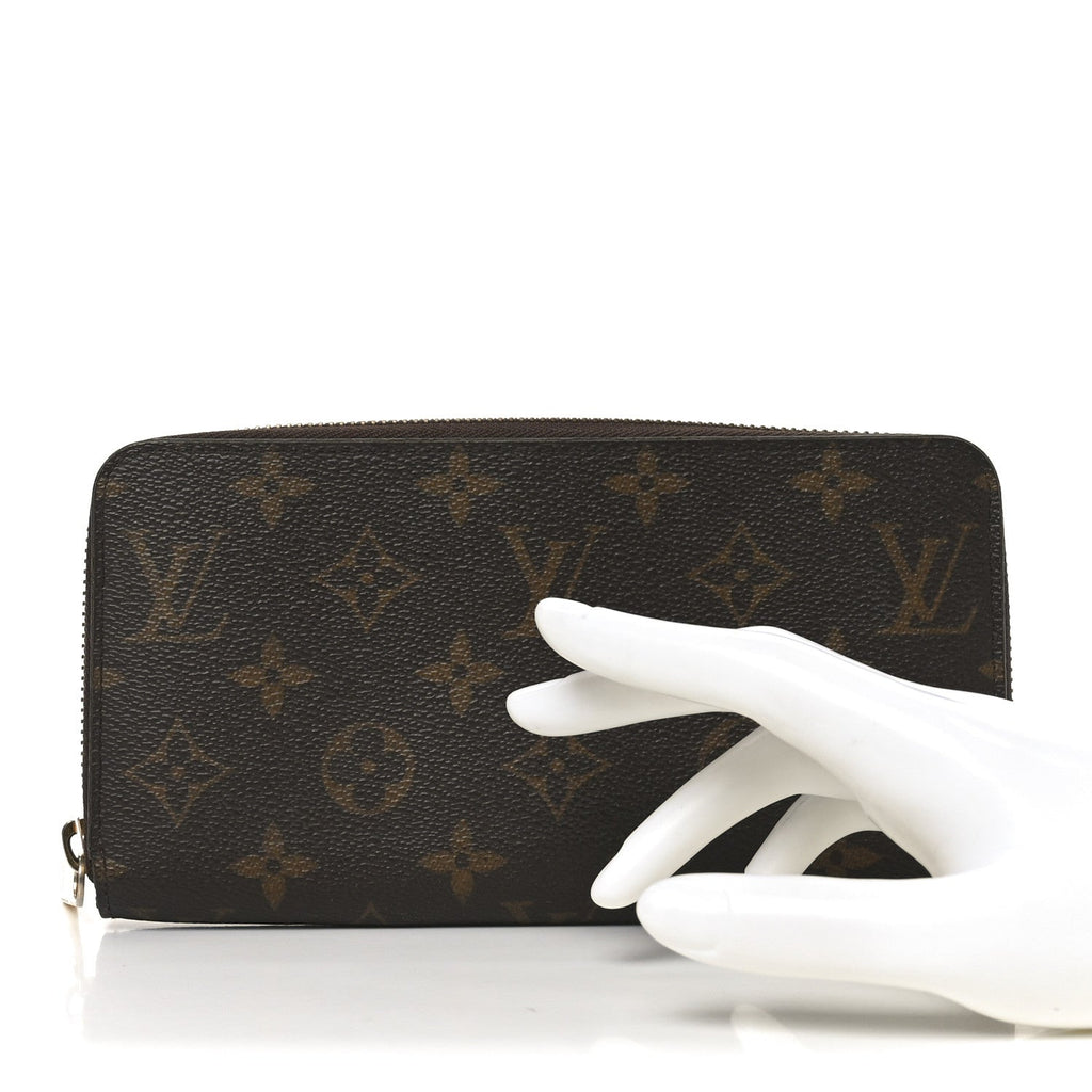 Louis Vuitton Monogram Zippy Wallet