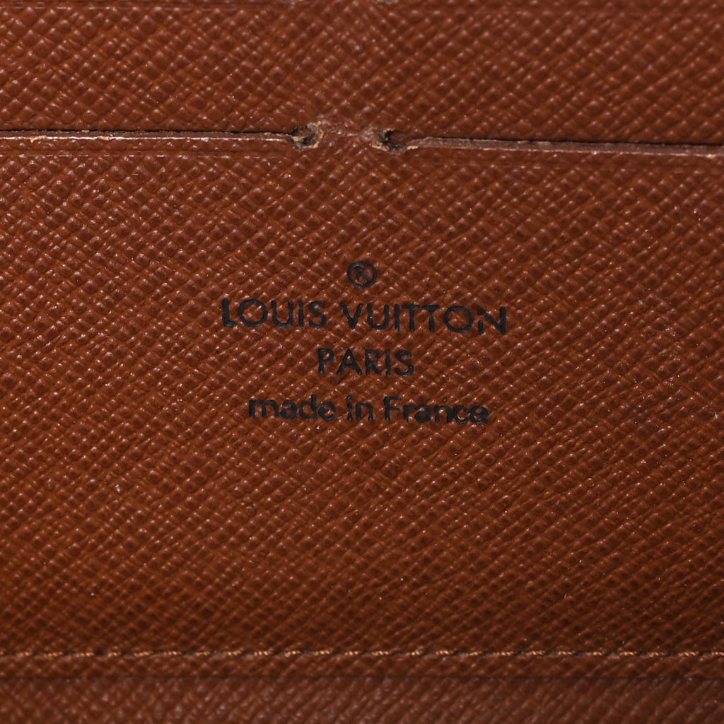Louis Vuitton Monogram Zippy Wallet