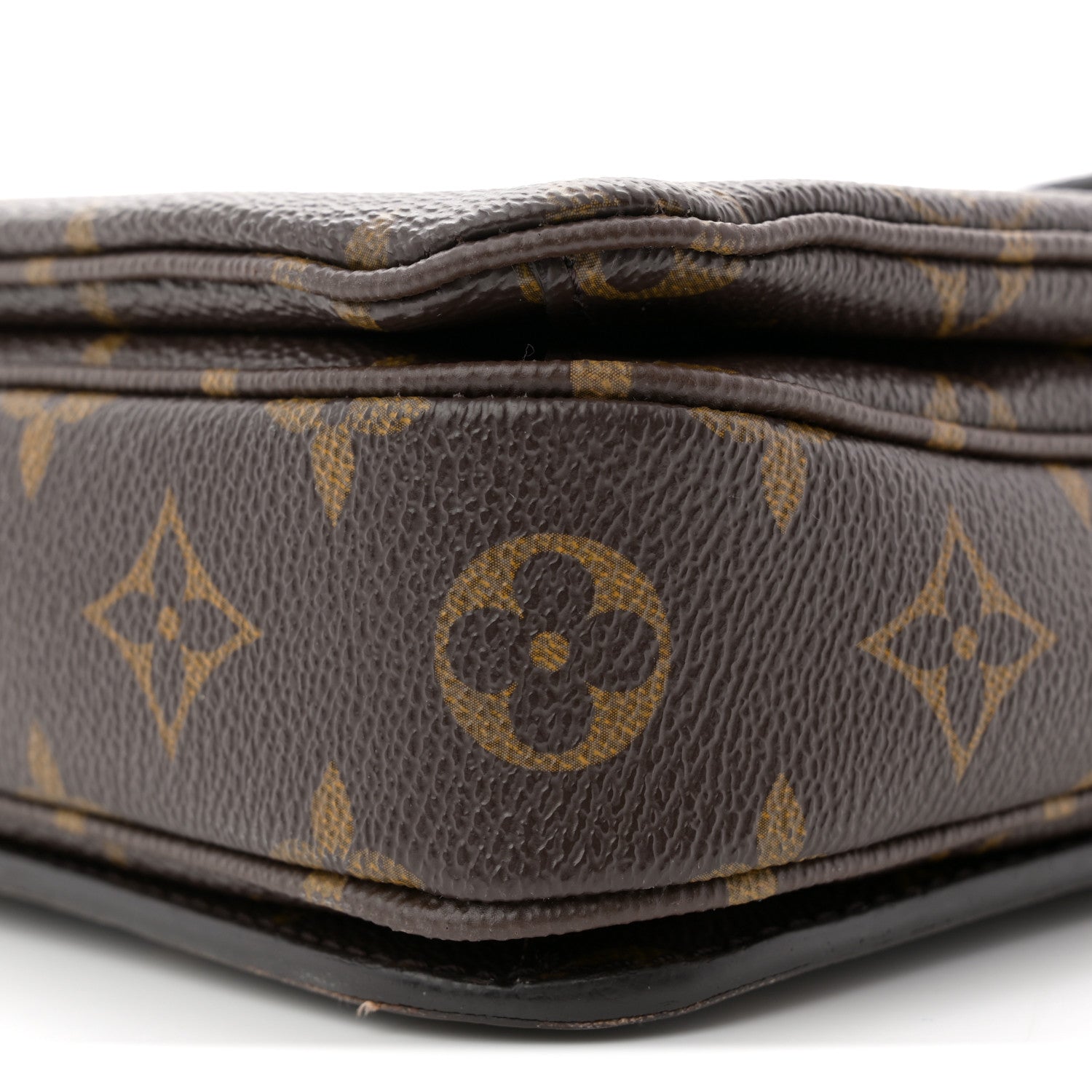 Louis Vuitton Monogram Pochette Metis