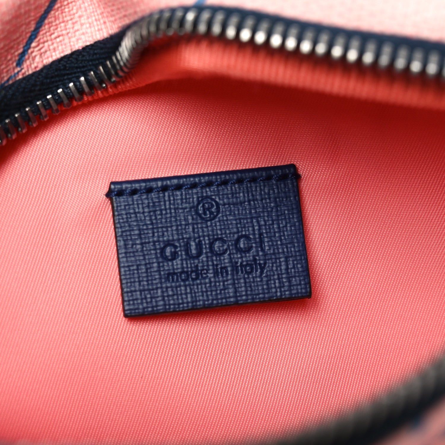 Gucci Coated Canvas Interlocking G Jetsons Childrens Belt Bag Pink