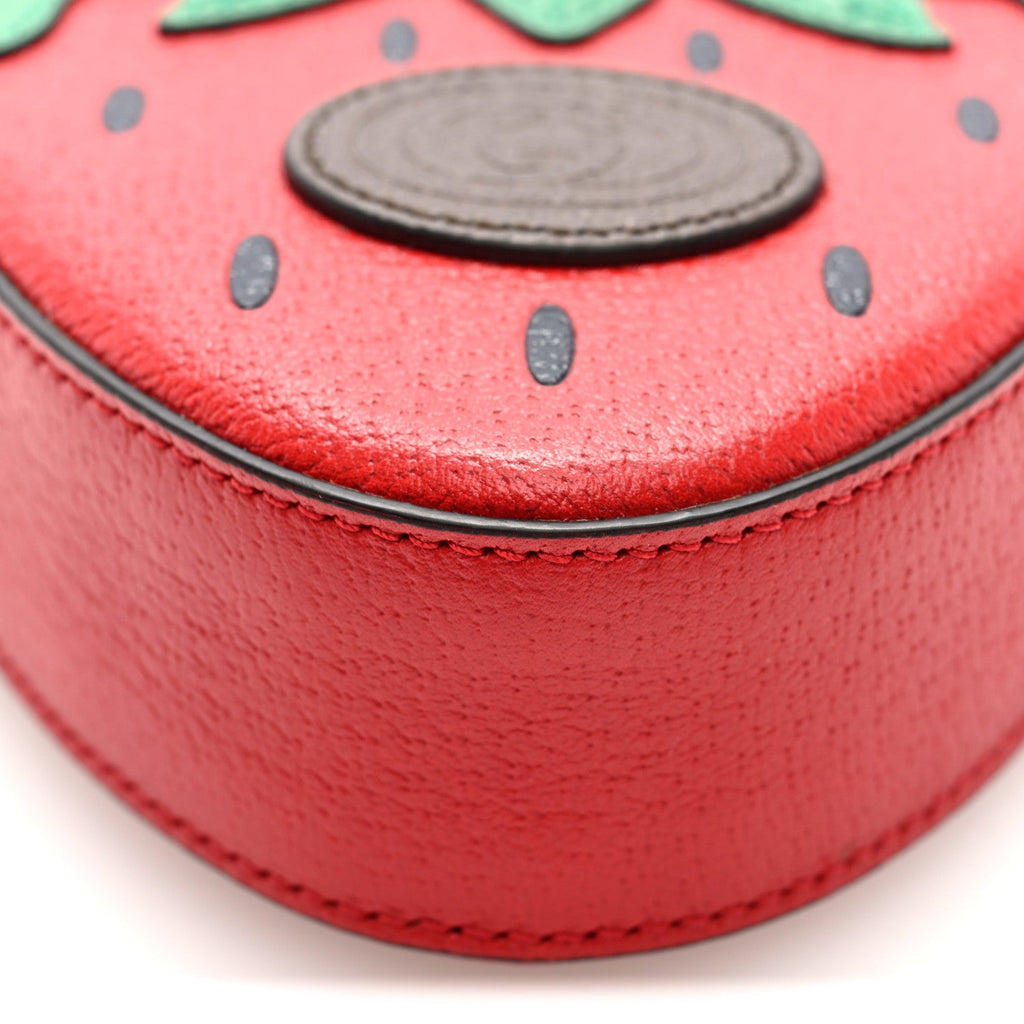 Gucci Textured Dollar Calfskin Retro Interlocking G Fruttini Strawberry Mini Crossbody Lobster Red Black New Acero