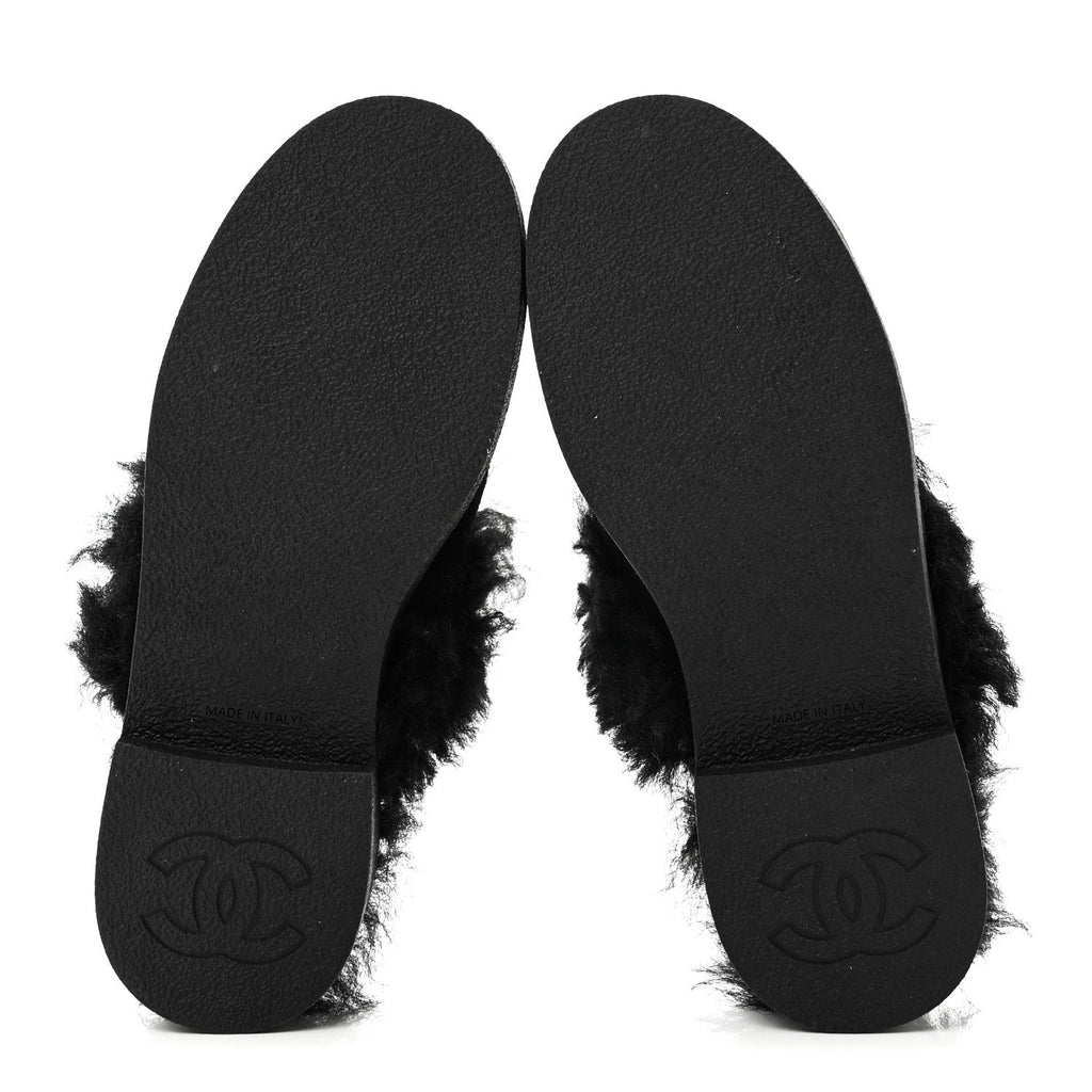 Chanel Suede Shearling CC Cap Toe Mules 36 Black