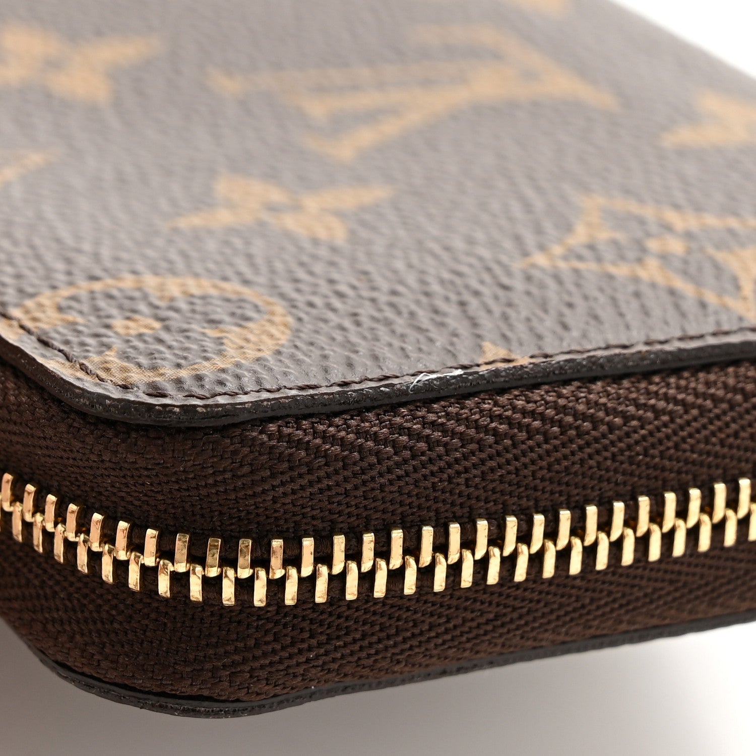 Louis Vuitton Monogram Zippy Coin Purse