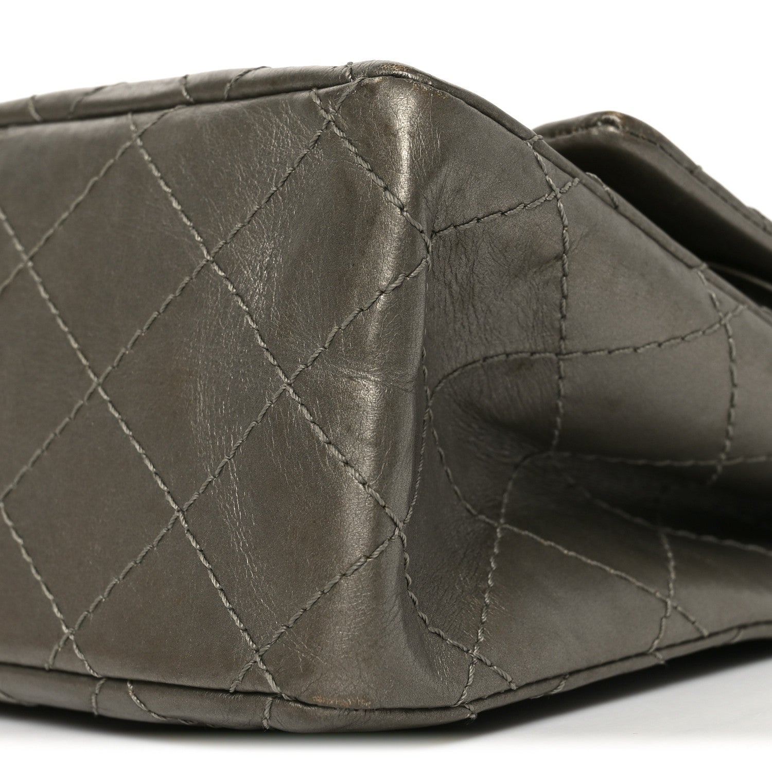 Chanel Metallic Aged Calfskin Quilted 2.55 Reissue 226 Flap Dark Gold