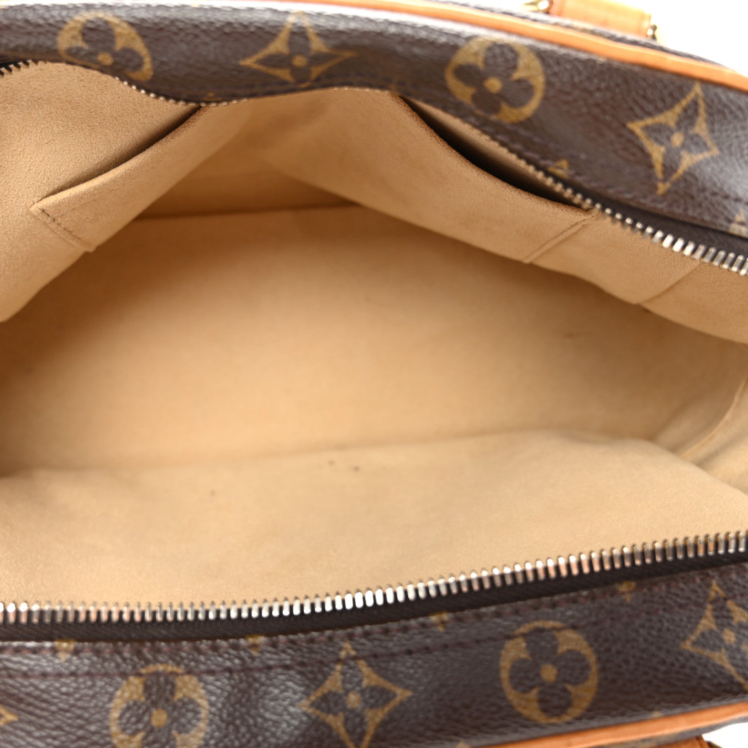 Louis Vuitton Monogram Manhattan PM