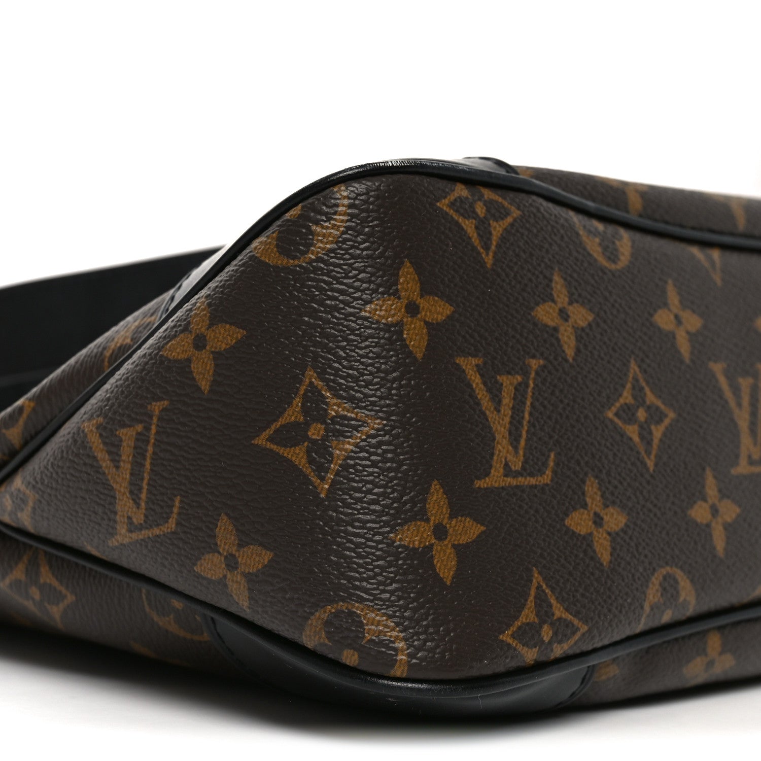 Louis Vuitton Monogram Odeon MM Black