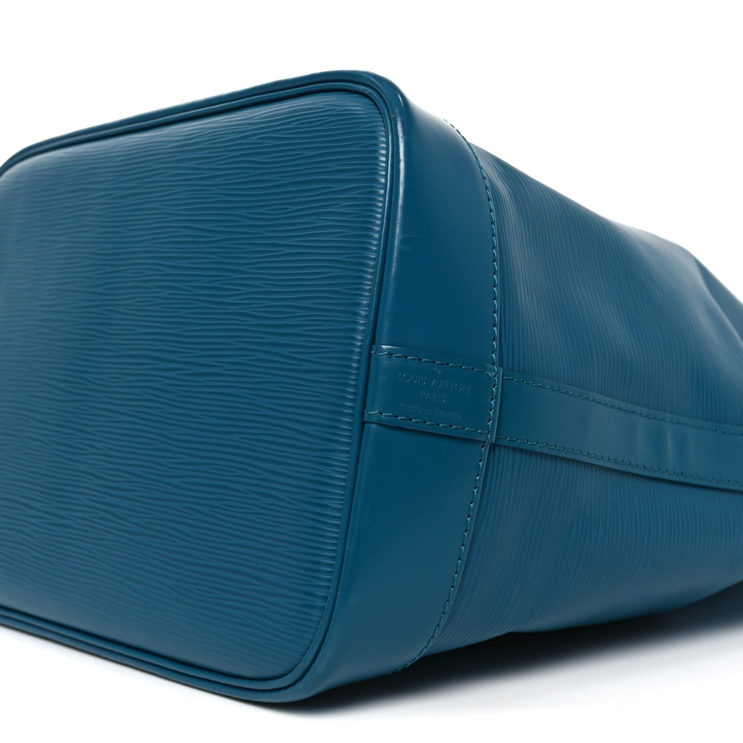 Louis Vuitton Epi Noe Cyan