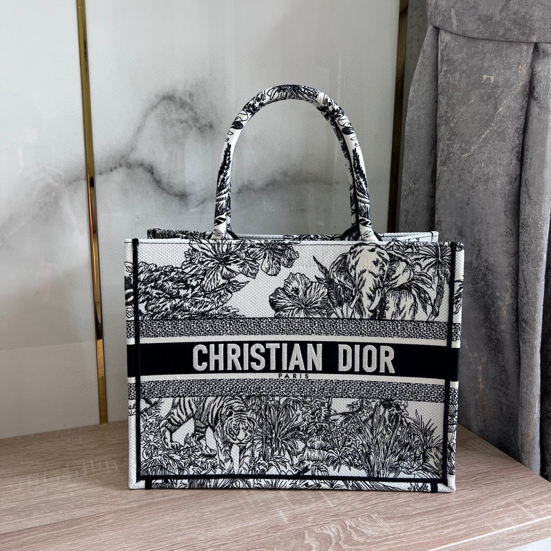 Dior Bags - 846