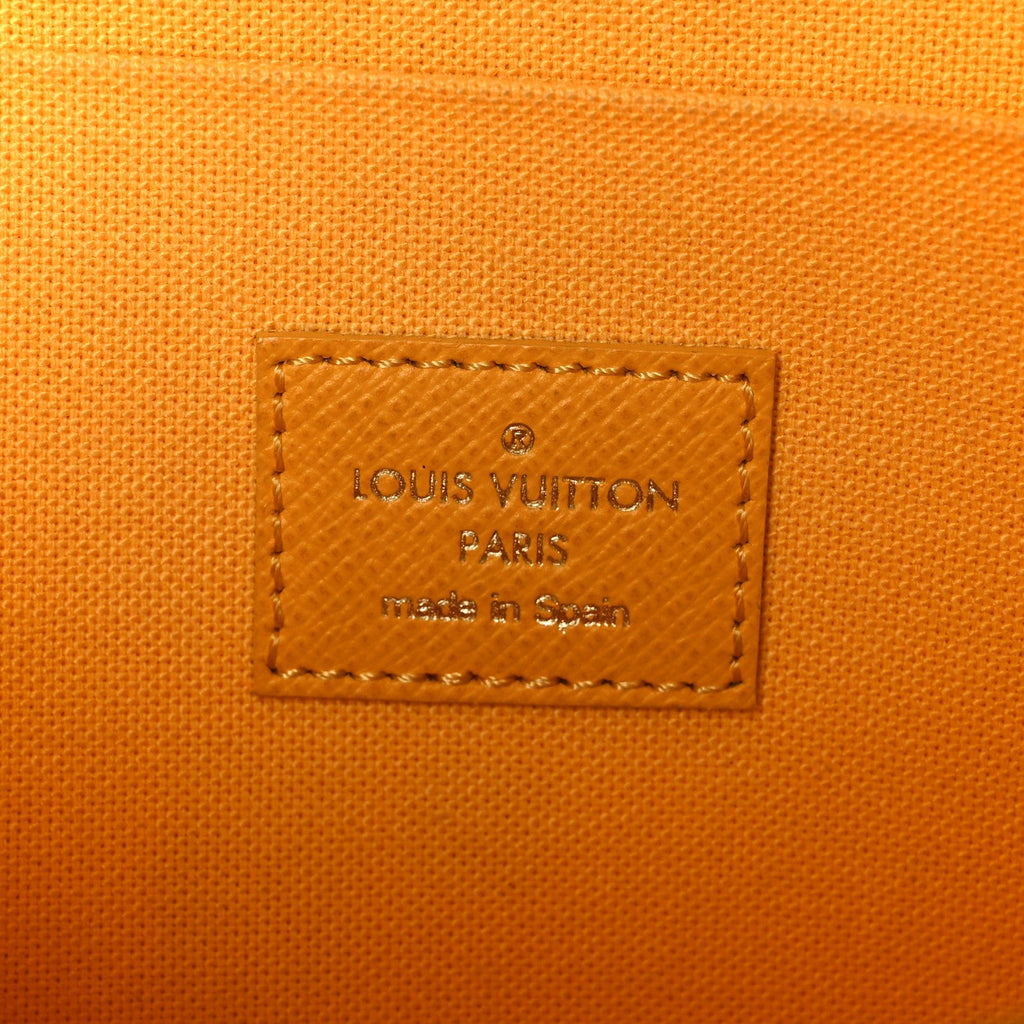 Louis Vuitton Monogram 2022 Christmas Animation New York Soho Pochette Felicie Chain Wallet Yellow