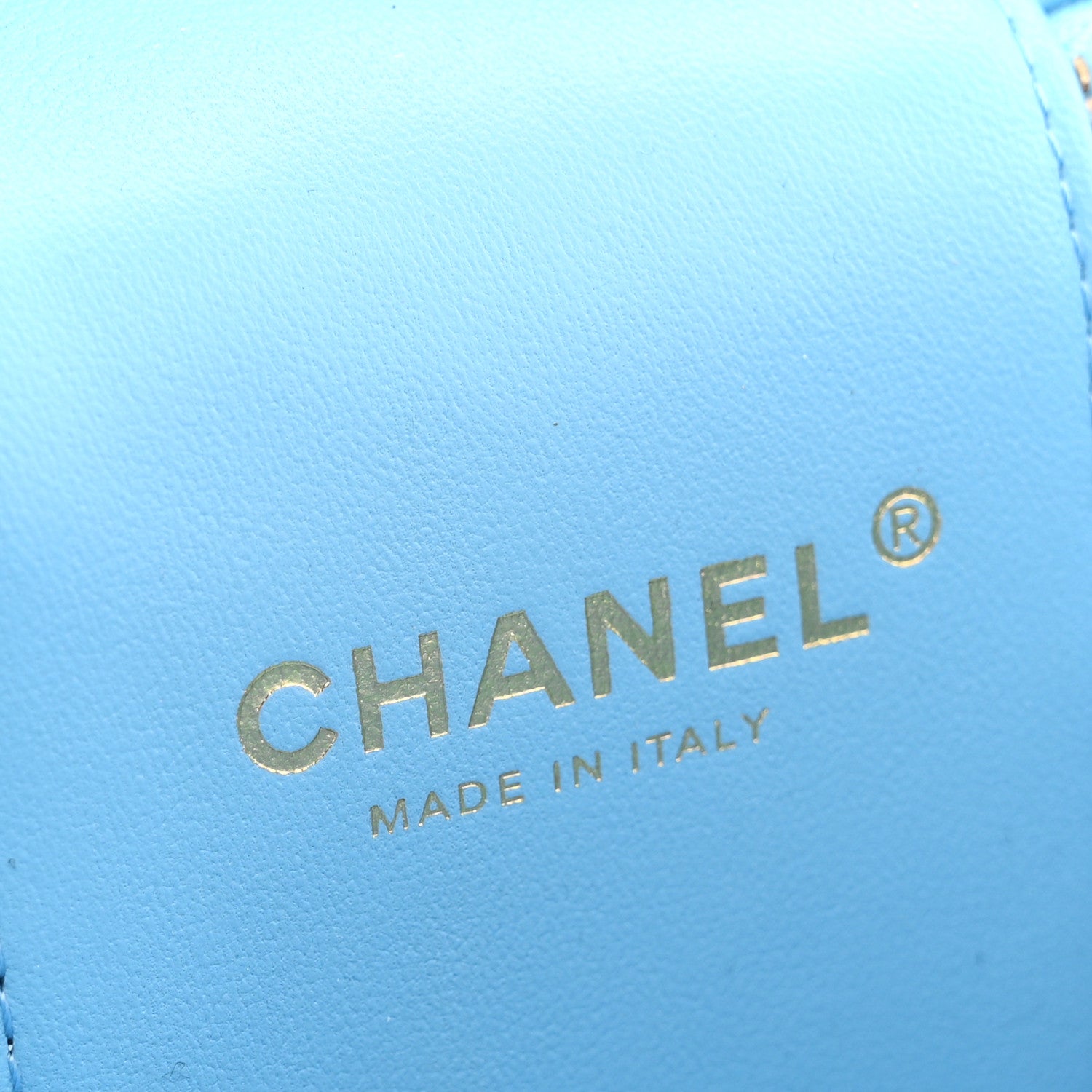 Chanel Caviar Quilted Top Handle Vanity Case With Chain Blue