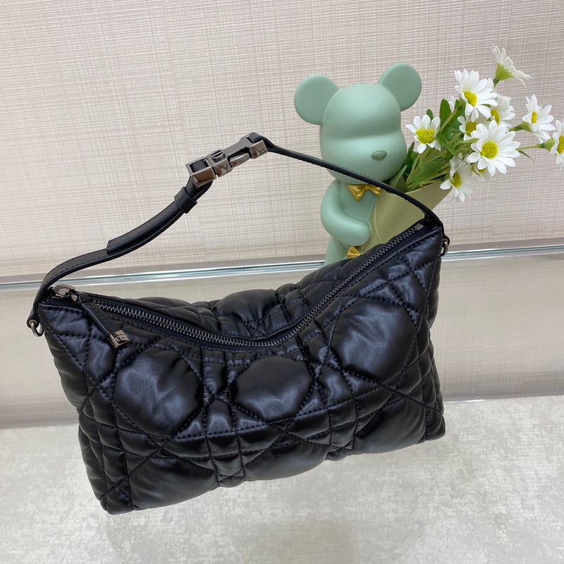 Dior Bags - 3209