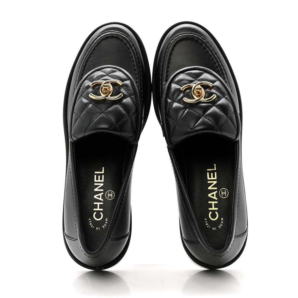 Lambskin Quilted CC Turnlock Loafers 38 Black