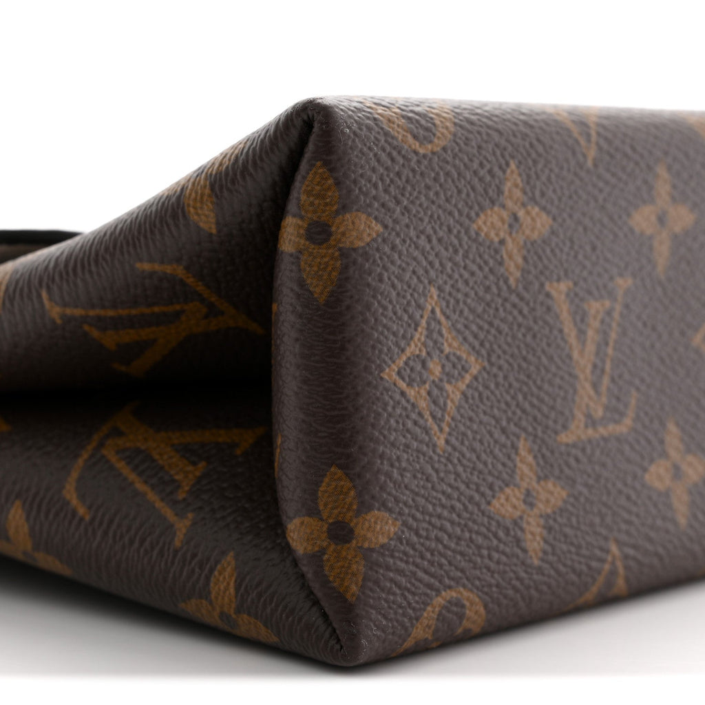 Louis Vuitton Monogram Locky BB Creme
