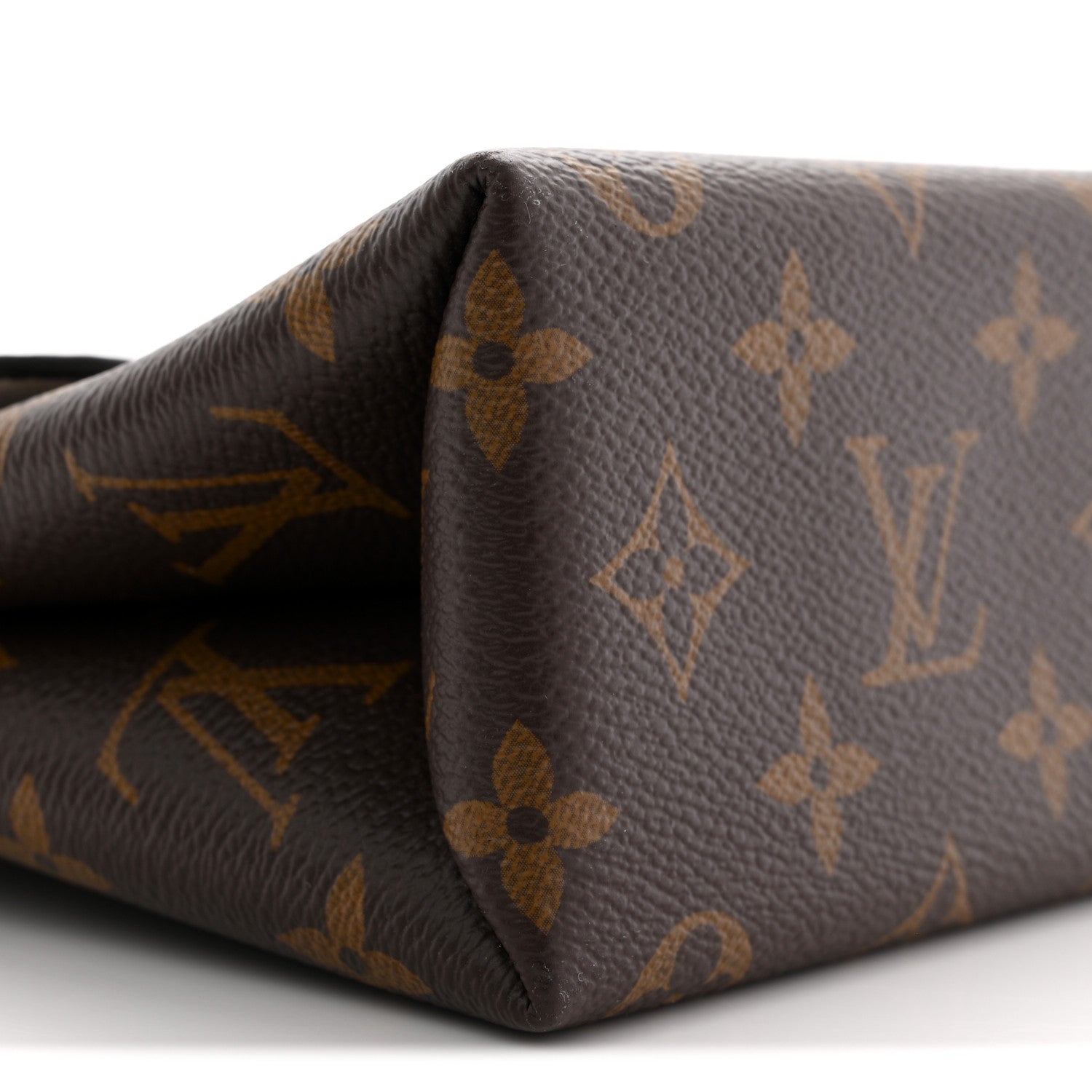 Louis Vuitton Monogram Locky BB Creme