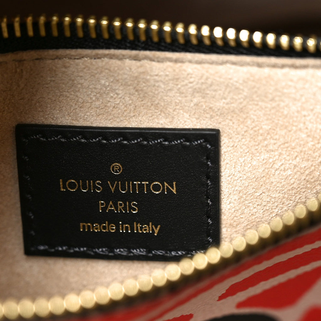 Louis Vuitton Monogram Giant Crafty NeoNoe MM Creme Rouge Black