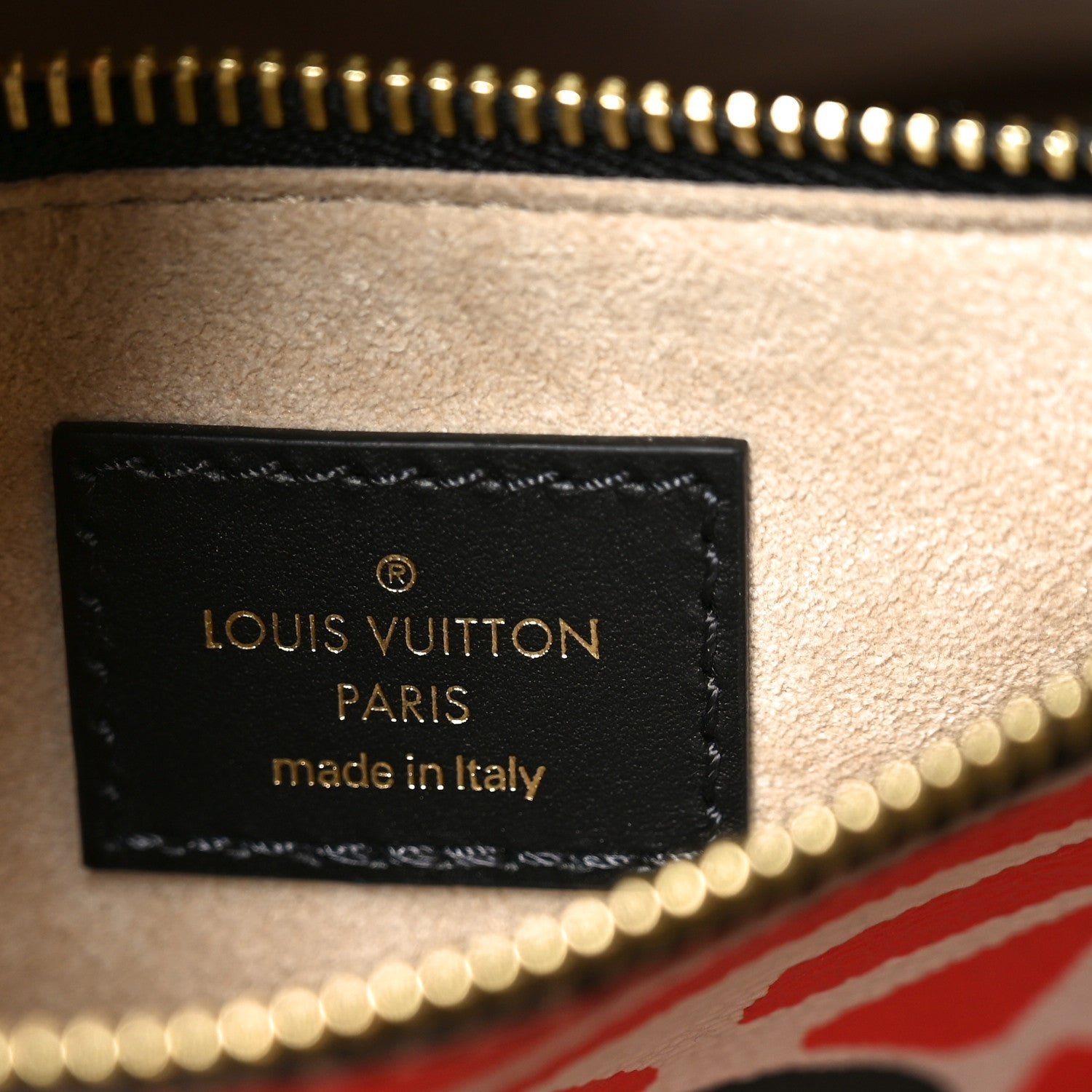 Louis Vuitton Monogram Giant Crafty NeoNoe MM Creme Rouge Black