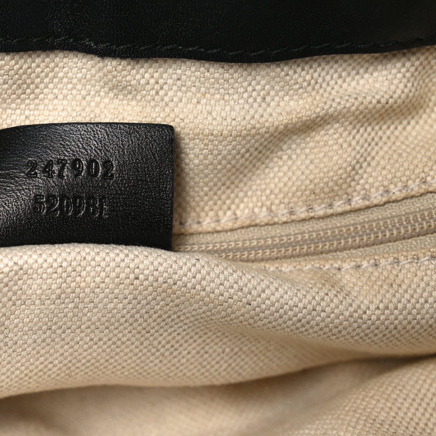 Gucci Diamante Medium Sukey Top Handle Bag Beige Black