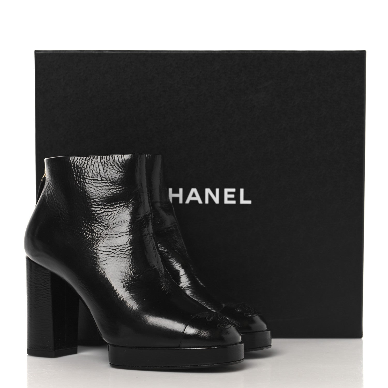Chanel Shiny Crumpled Calfskin CC Cap Toe Ankle Boots 35.5 Black