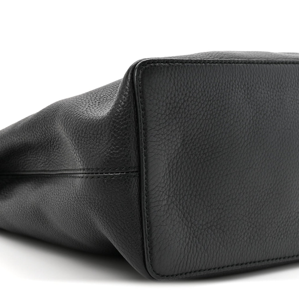 Gucci Pebbled Calfskin Large Soho Hobo Black