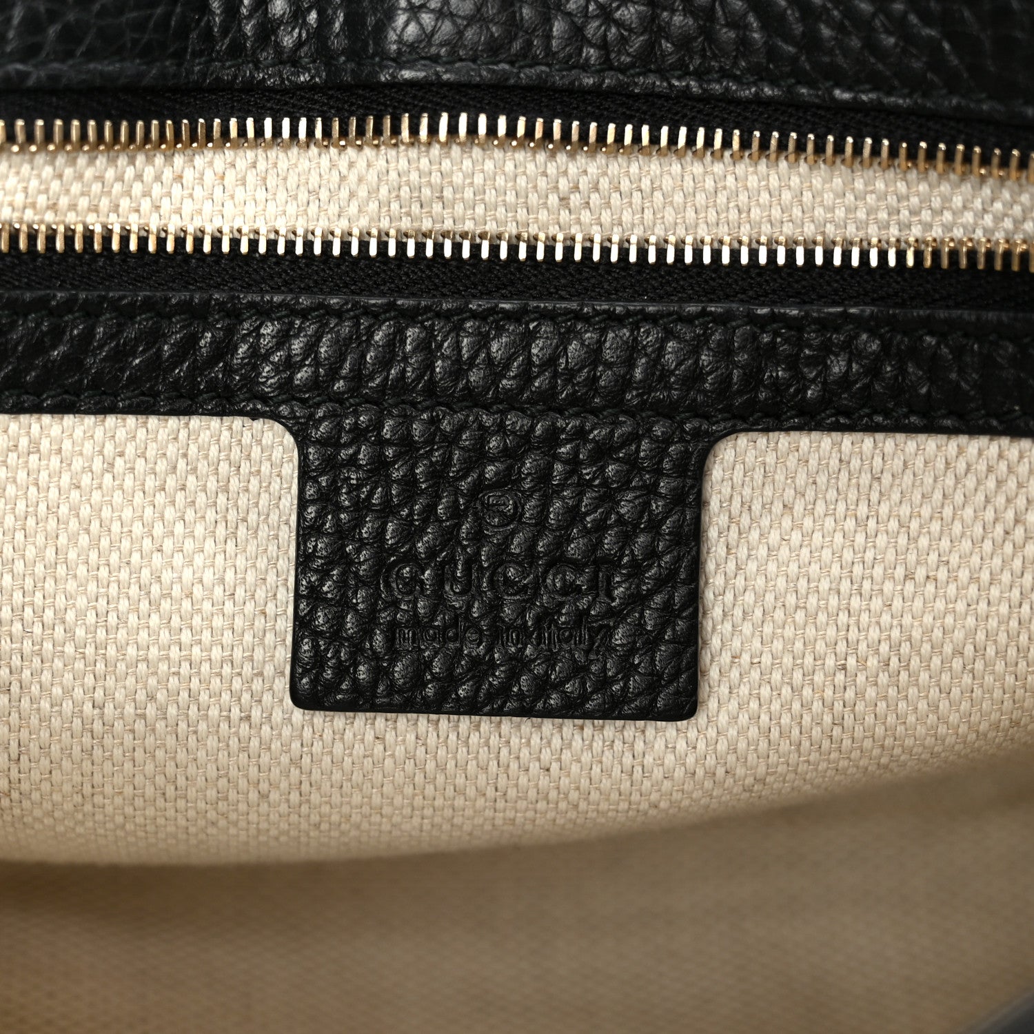 Gucci Pebbled Calfskin Medium Soho Flap Crossbody Black