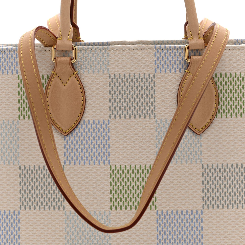 Louis Vuitton Damier Giant Onthego MM Pistachio