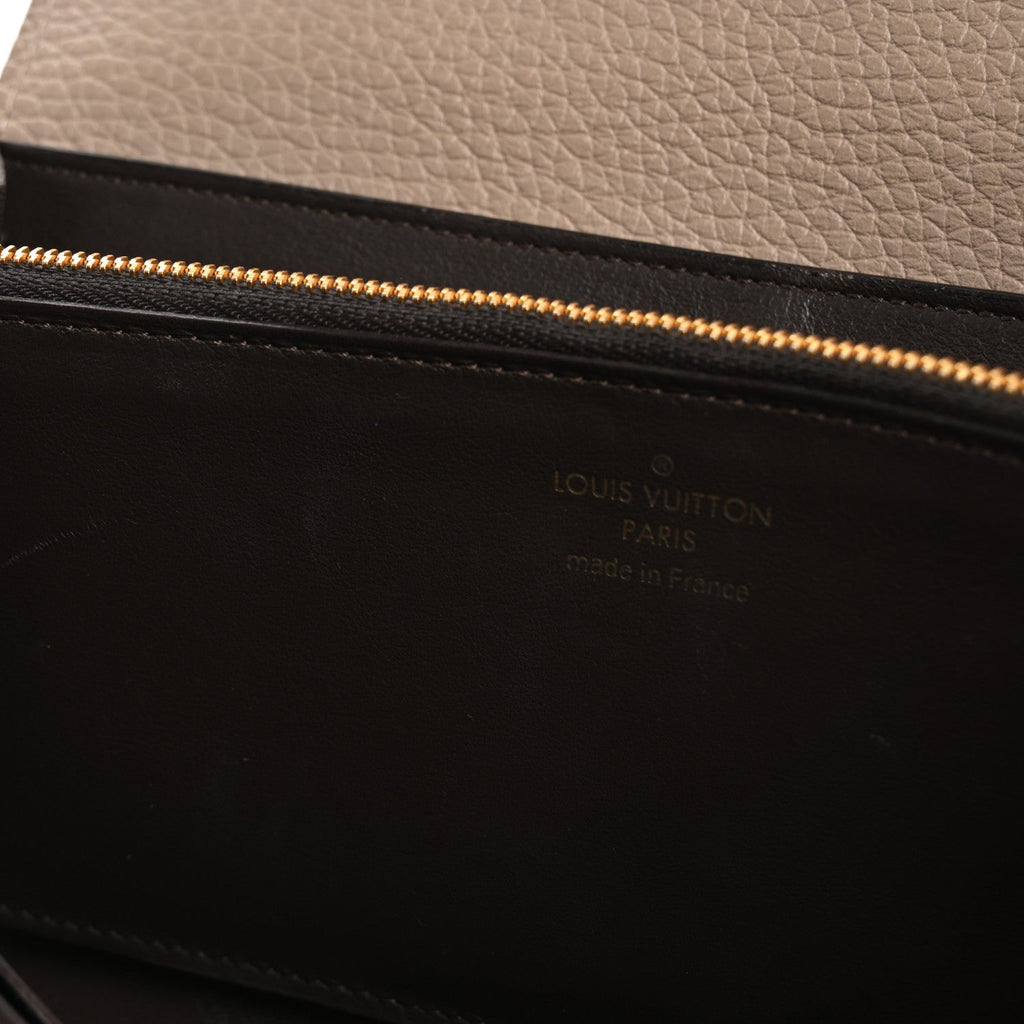 Louis Vuitton Taurillon Capucines Wallet Galet