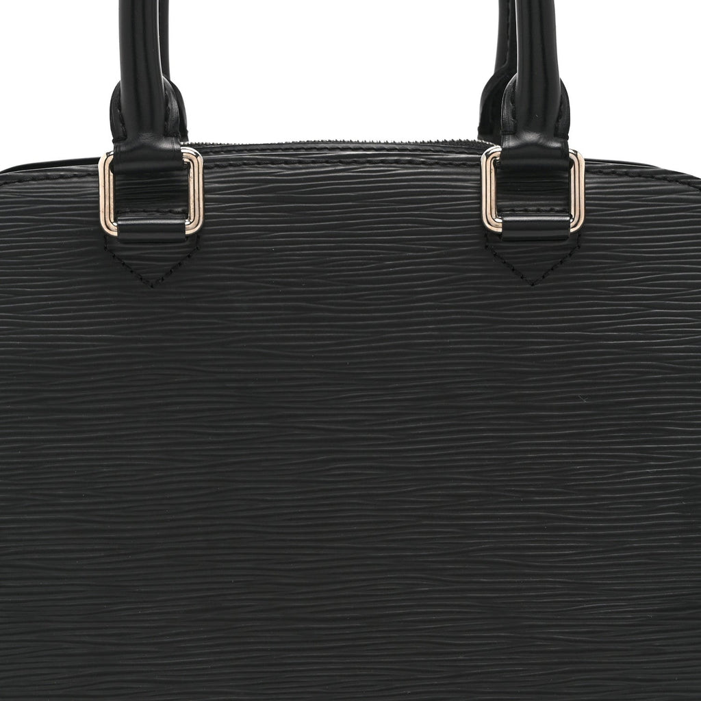 Louis Vuitton Epi Pont-Neuf Black