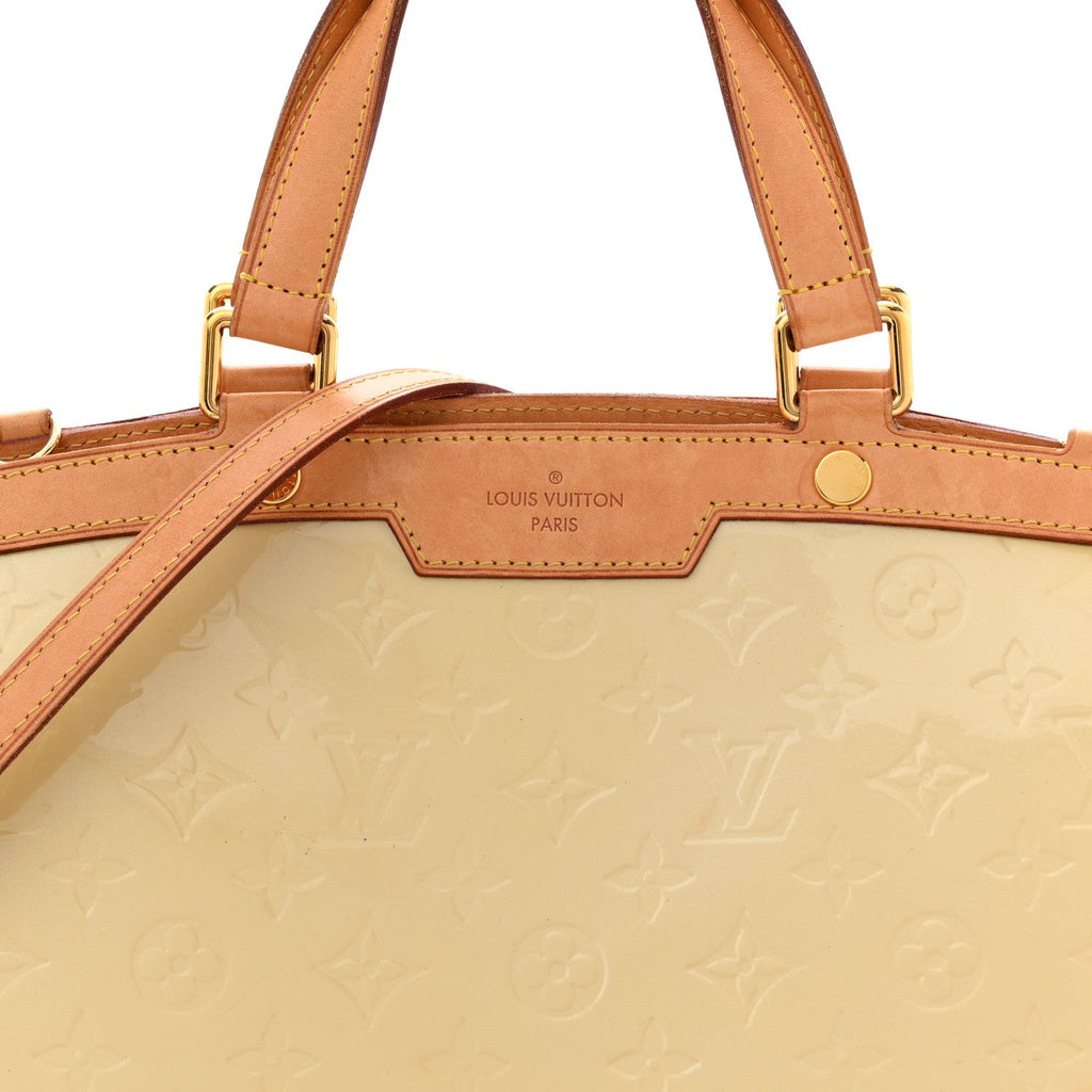 Louis Vuitton Vernis Brea MM Blanc Corail