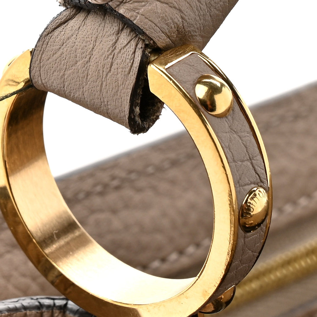 Louis Vuitton Taurillon Capucines BB Galet