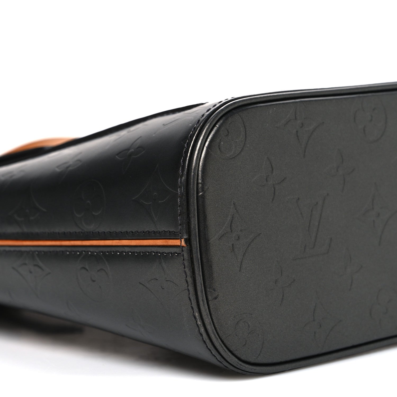 Louis Vuitton Mat Monogram Willwood Black