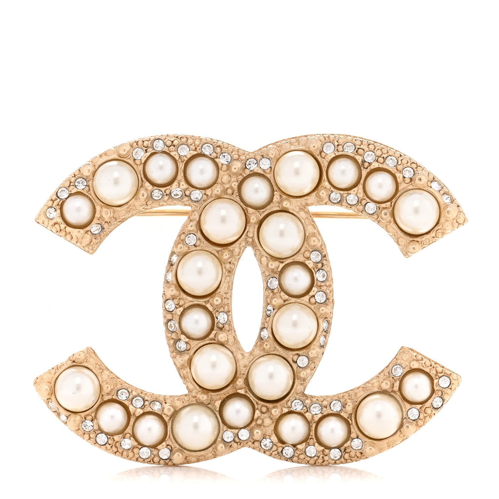 Metal Crystal Graduated Pearl CC Brooch Gold