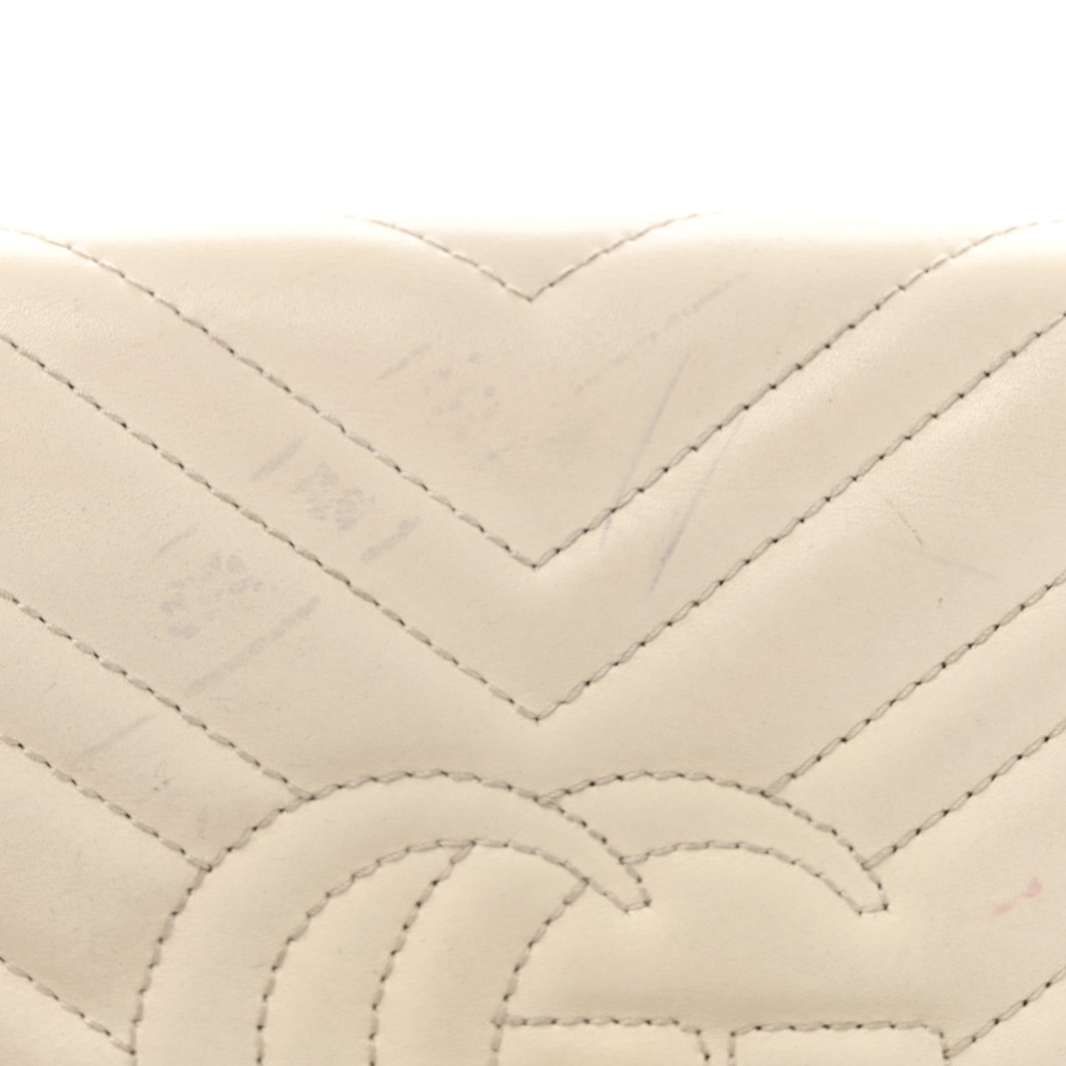 Gucci Calfskin Matelasse GG Marmont Chain Wallet Mystic White