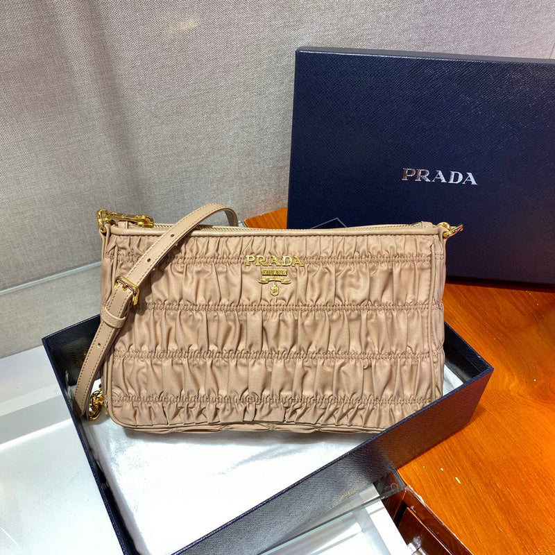 Prada Bags - 6525