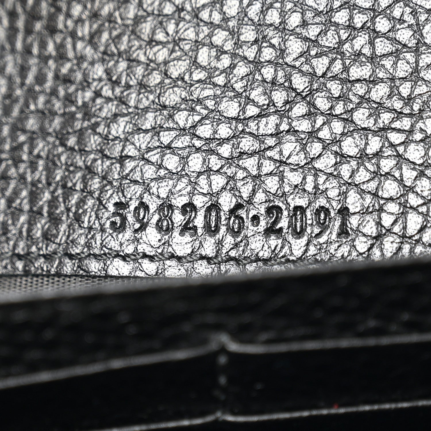 Gucci Pebbled Calfskin Large Soho Continental Wallet Black