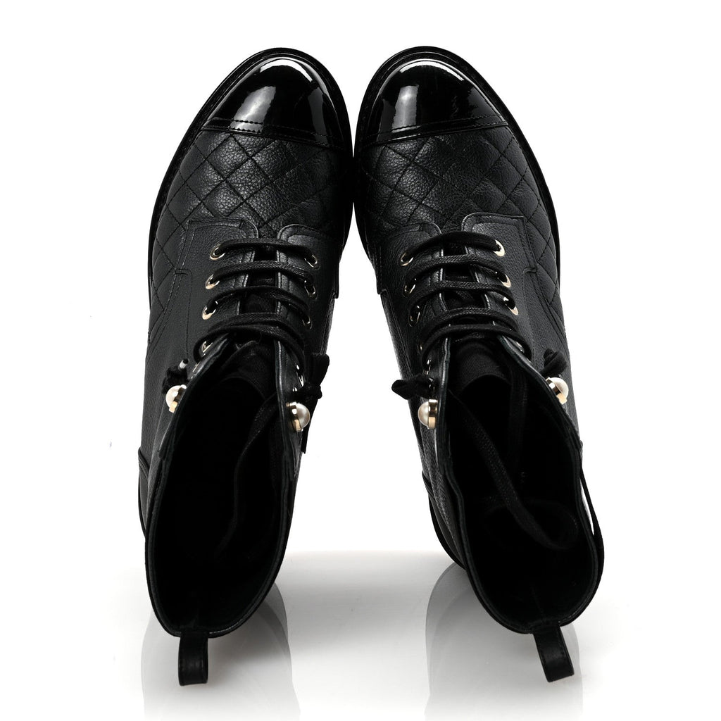 Pearly Calfskin Patent Calfskin Lace Up Combat Boots 37 Black