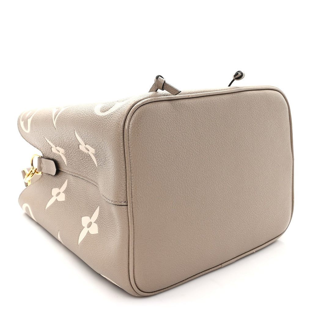 Louis Vuitton Empreinte Monogram Giant Neonoe MM Tourterelle Creme