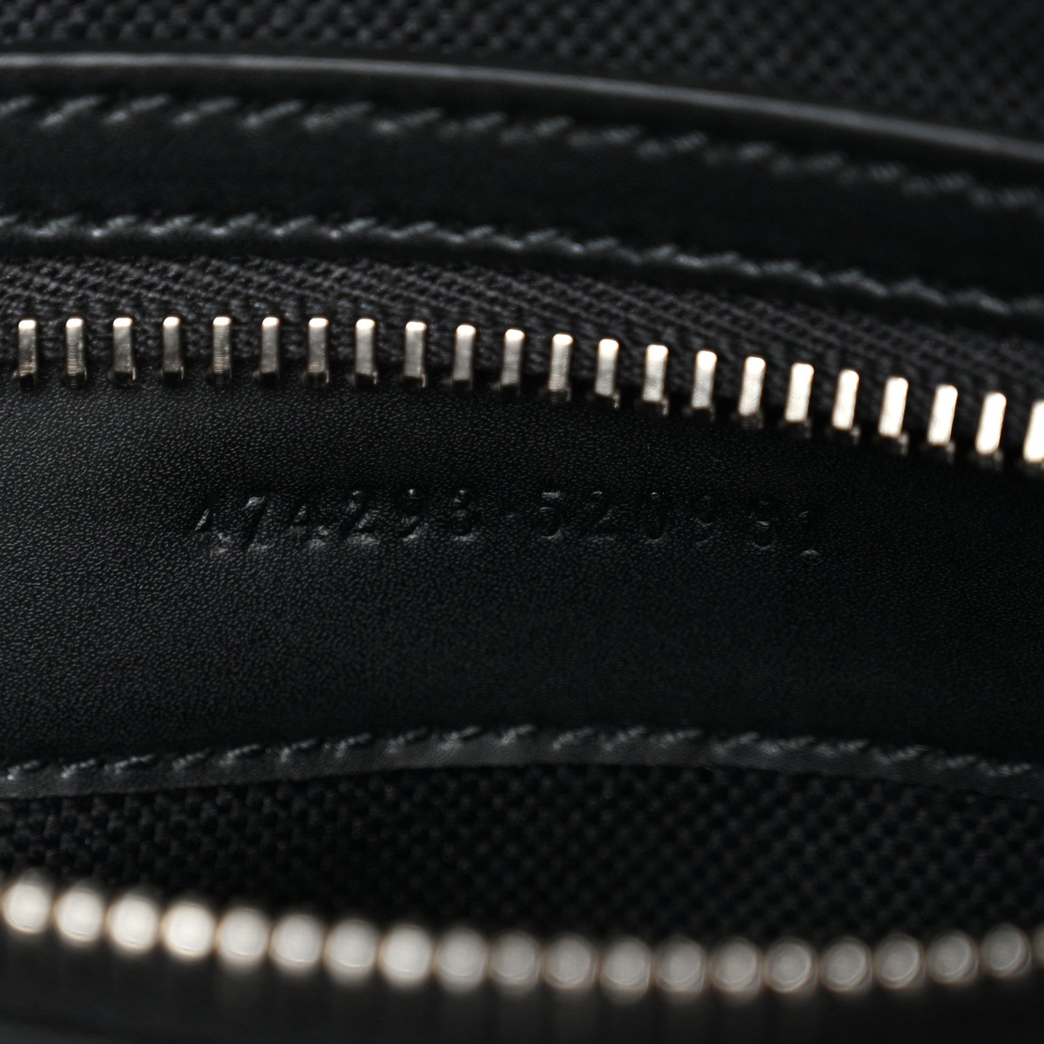 Gucci Soft GG Supreme Monogram Web Belt Bag Black Grey