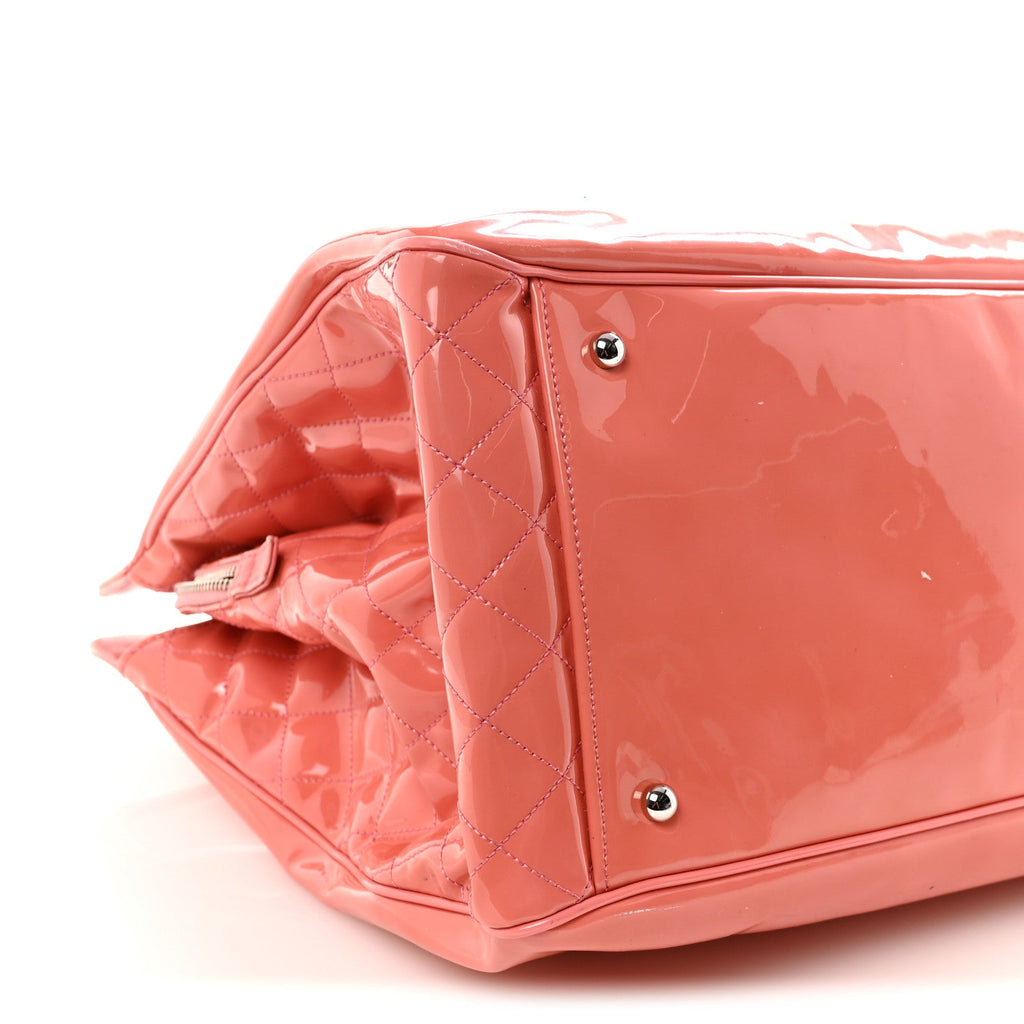 Chanel Vinyl Lipstick Ligne Tote Pink
