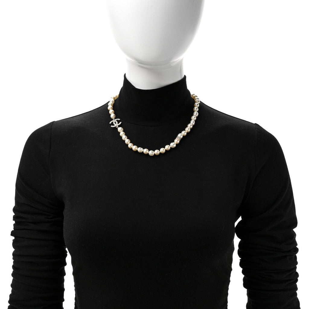 Pearl Crystal CC Short Necklace Gold White