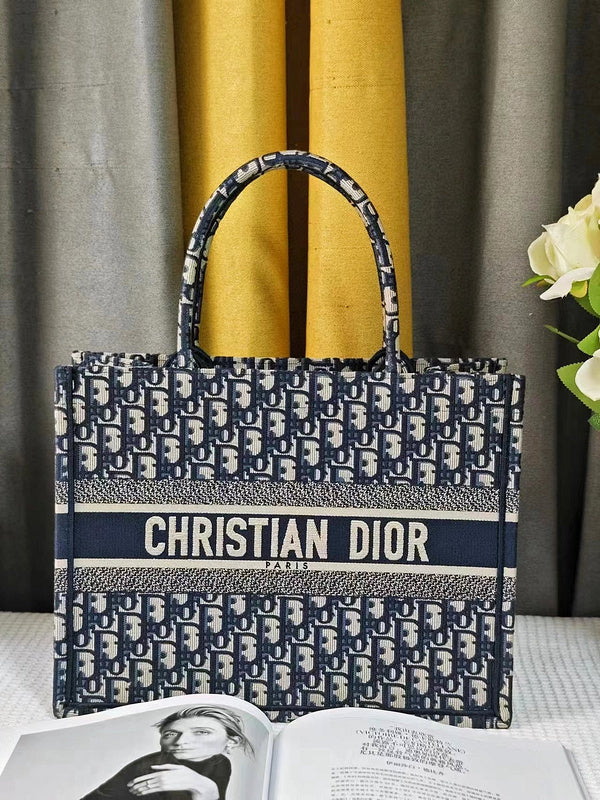 Dior Bags - 831