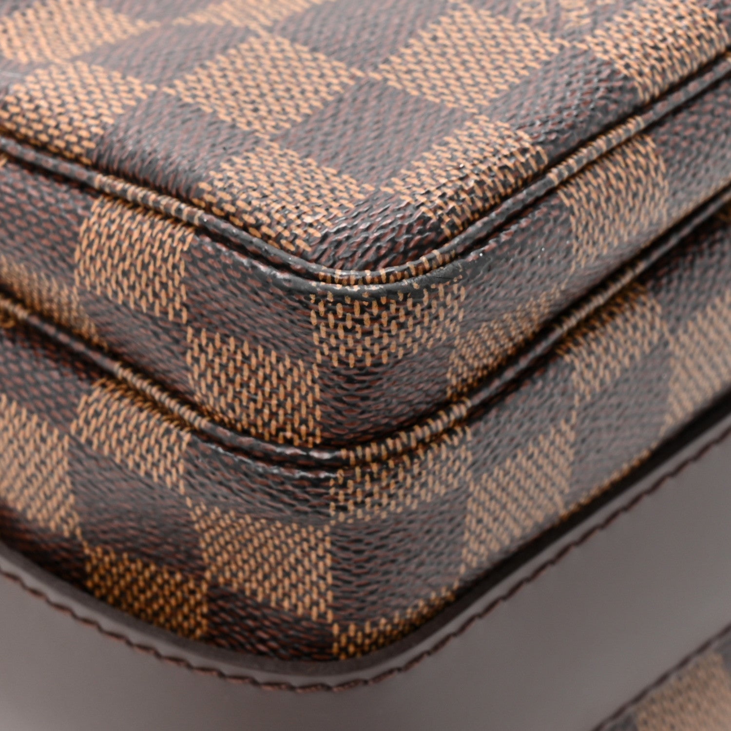Louis Vuitton Damier Ebene Naviglio