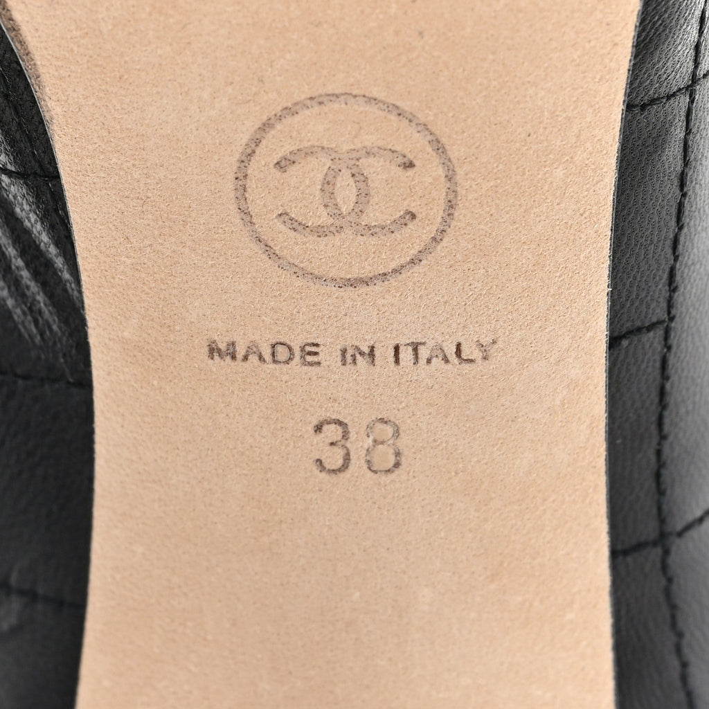 Lambskin Quilted CC Cap Toe Booties 38 Black