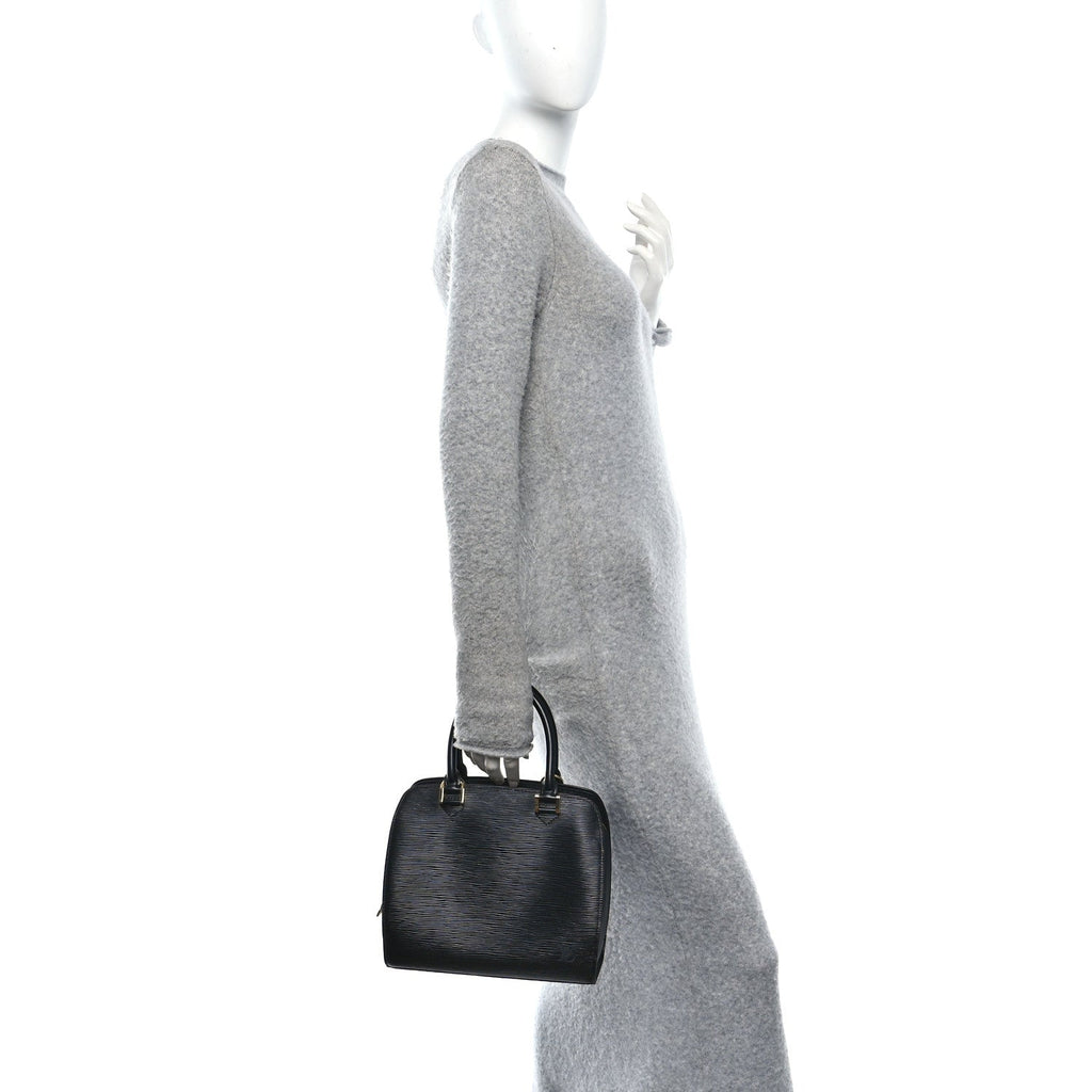Louis Vuitton Epi Pont-Neuf Black