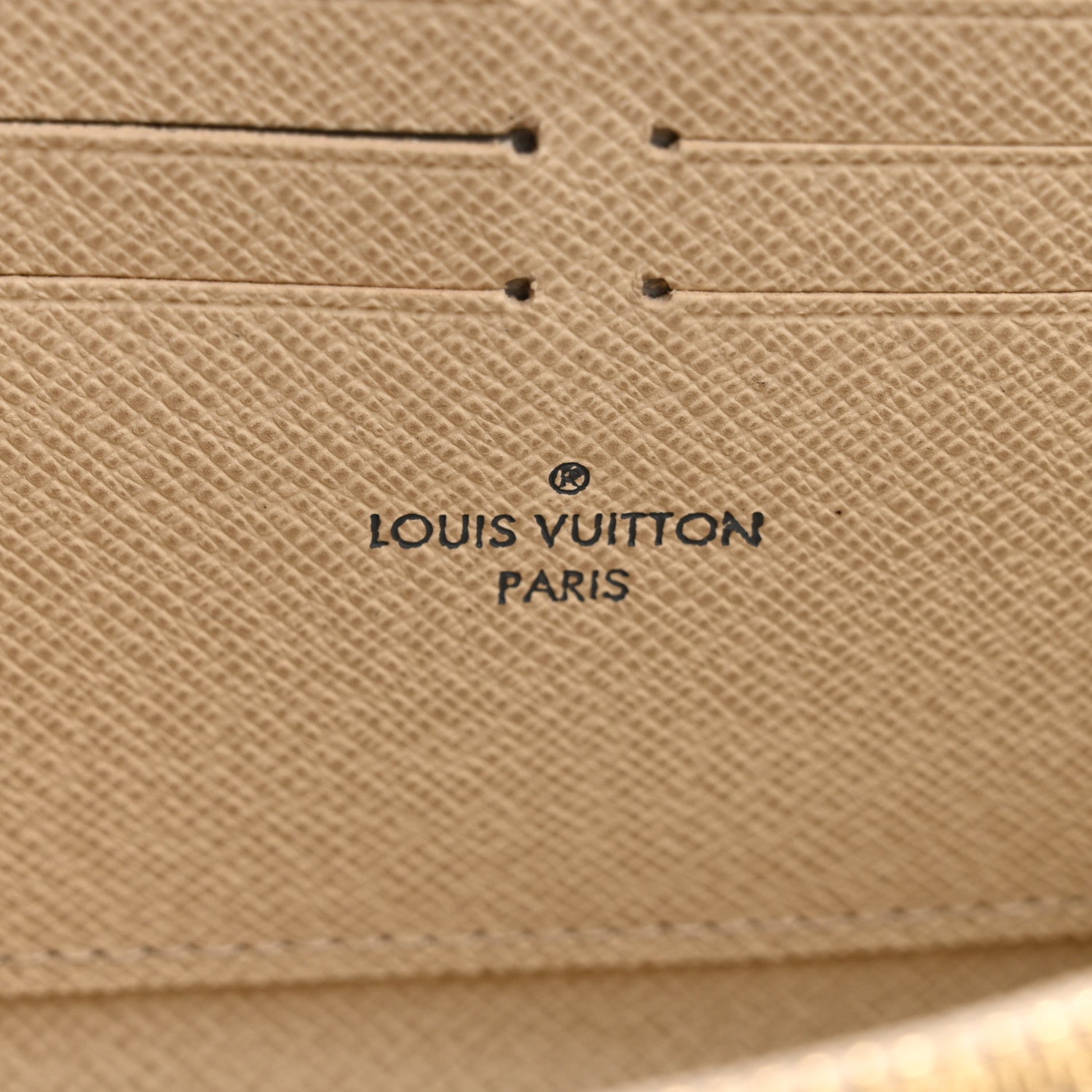 Louis Vuitton Damier Azur Zippy Wallet