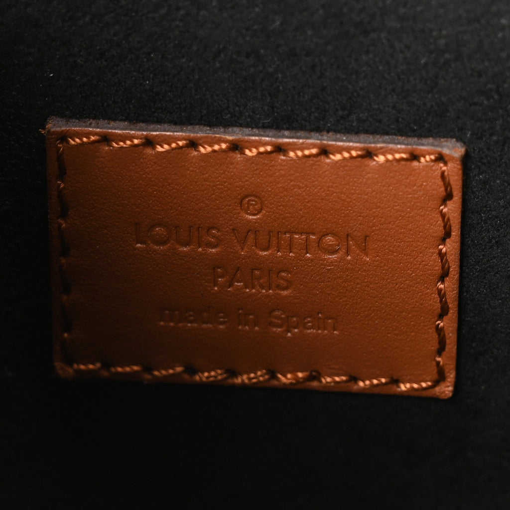 Louis Vuitton Reverse Monogram Dauphine MM