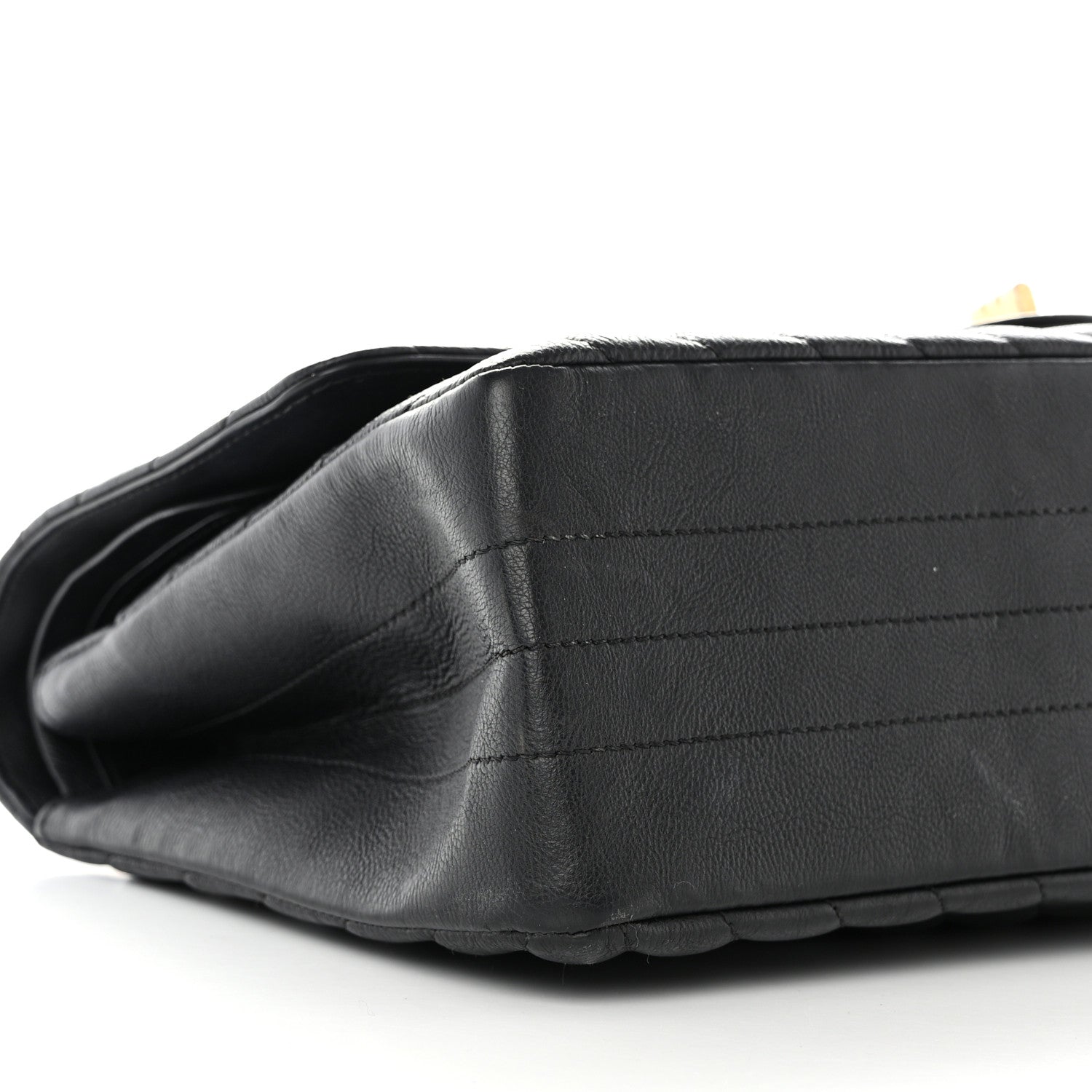 Chanel Crumpled Calfskin Chevron Quilted 2.55 Reissue 226 Black