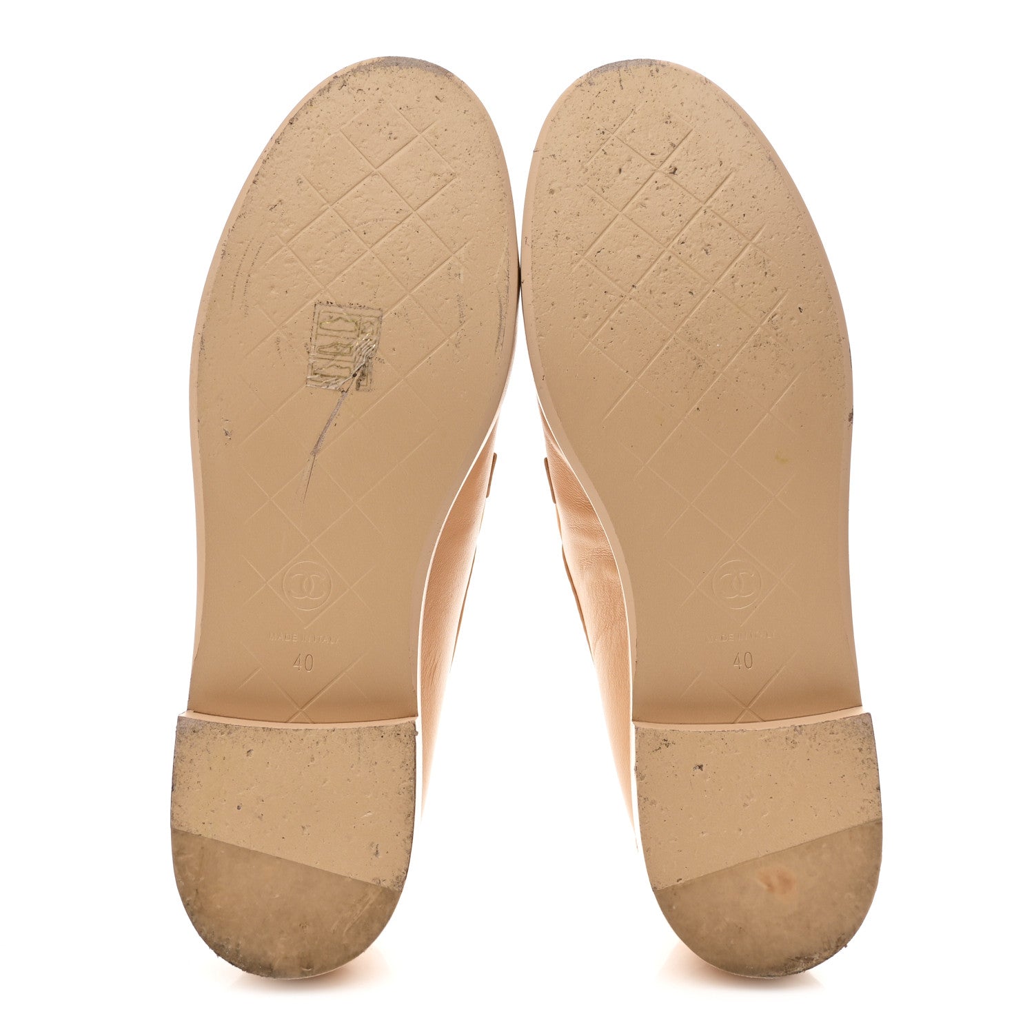 Lambskin Quilted CC Turnlock Moccasins 40 Beige