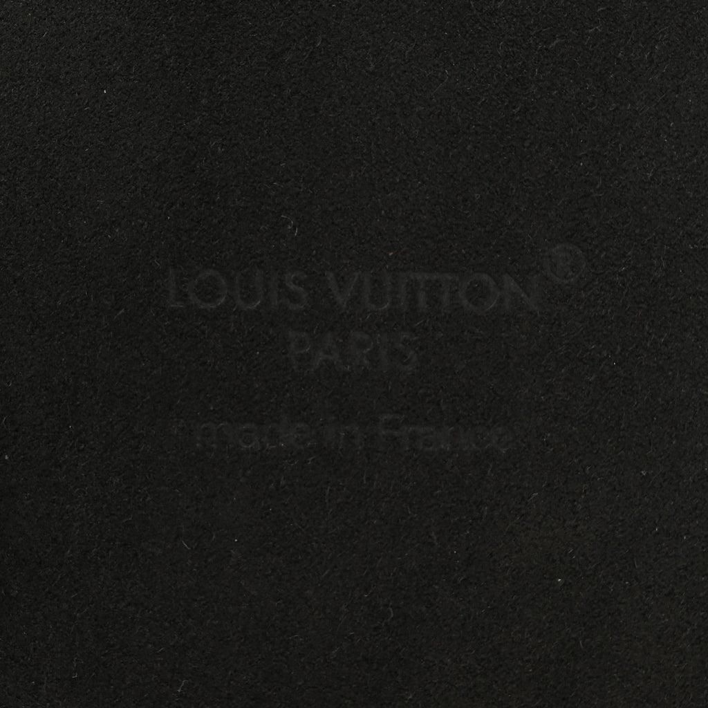 Louis Vuitton Monogram Pallas iPhone 16 Pro Bumper