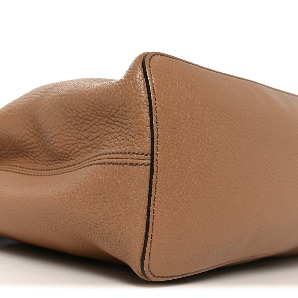 Gucci Pebbled Calfskin Large Soho Hobo Camelia