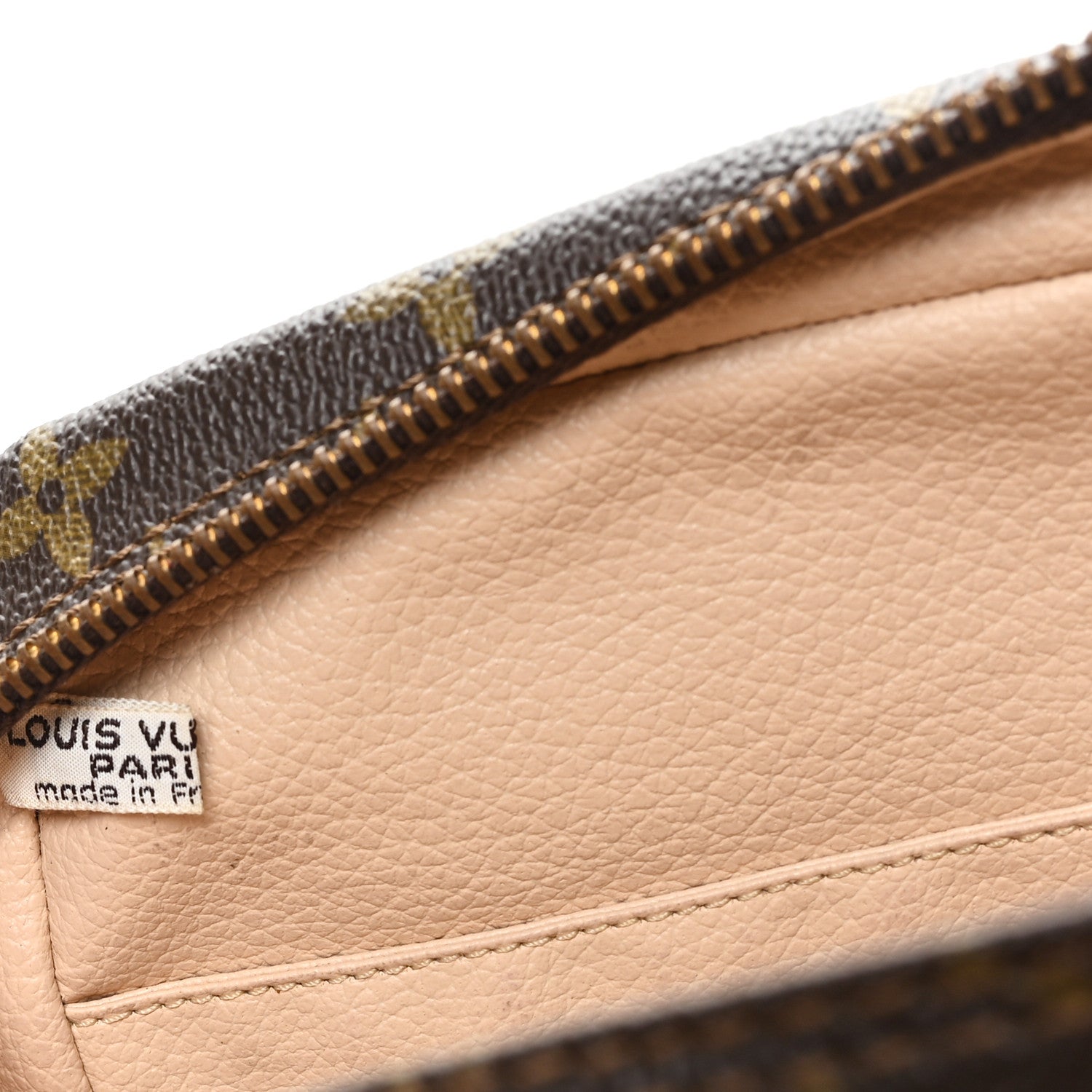 Louis Vuitton Monogram Trousse Toilette 23